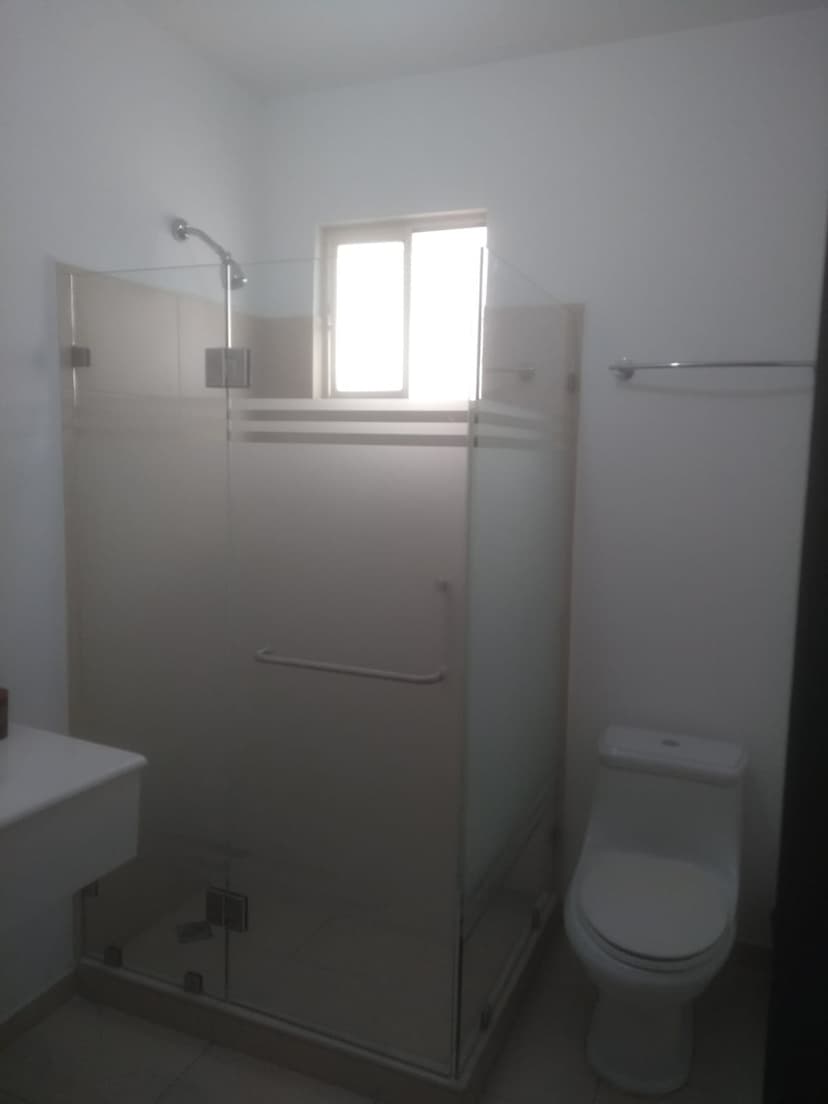 Cancel de Baño Moderno